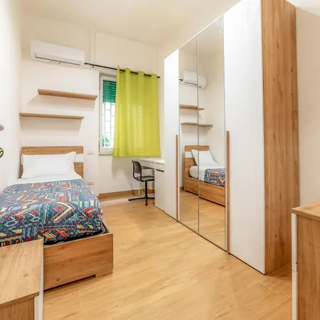 Cozy - Metro Garbatella & Wi-fi Рим